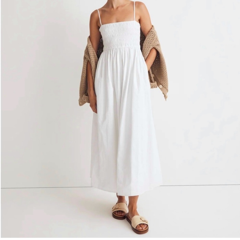 NWT Madewell Theo Sleeveless Midi Dress
Smocked White Size XS